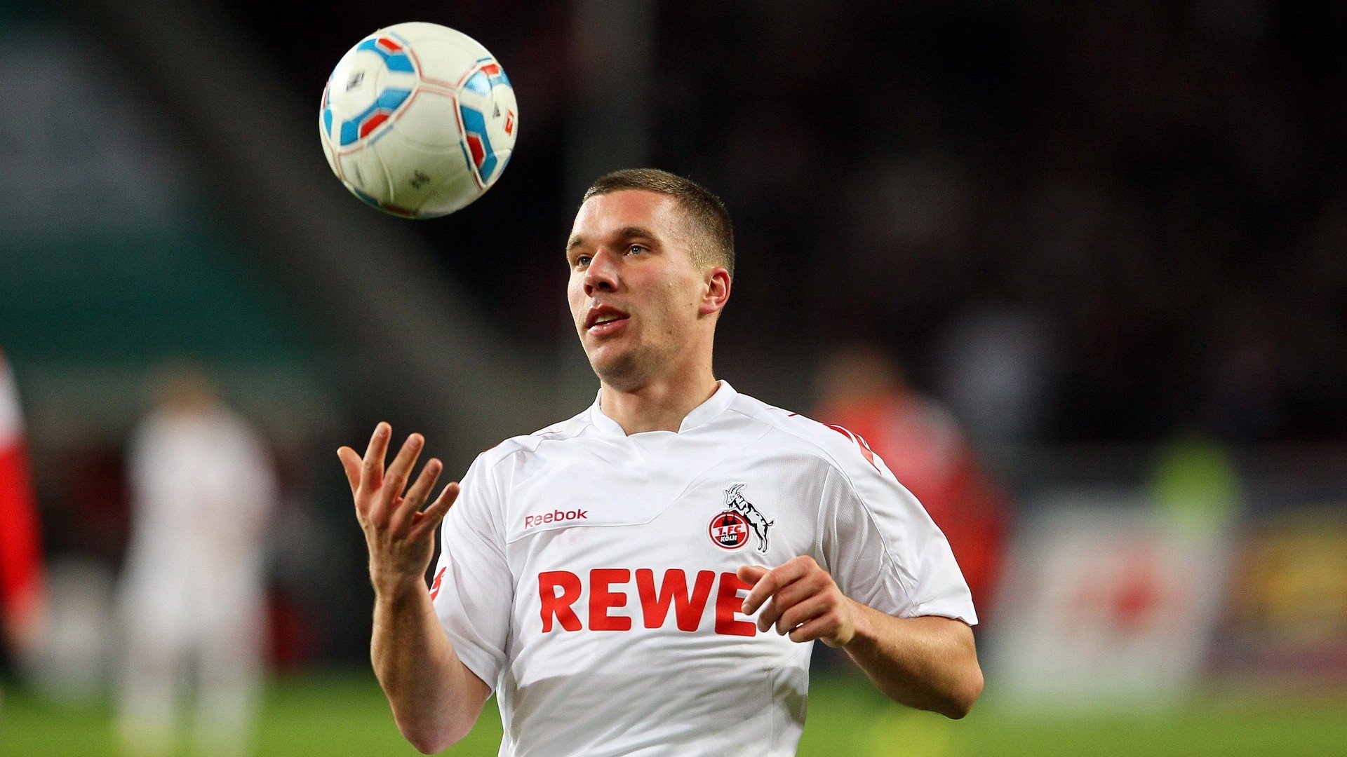 利兹联主场失利，连战连败令球迷担忧，利兹联球队