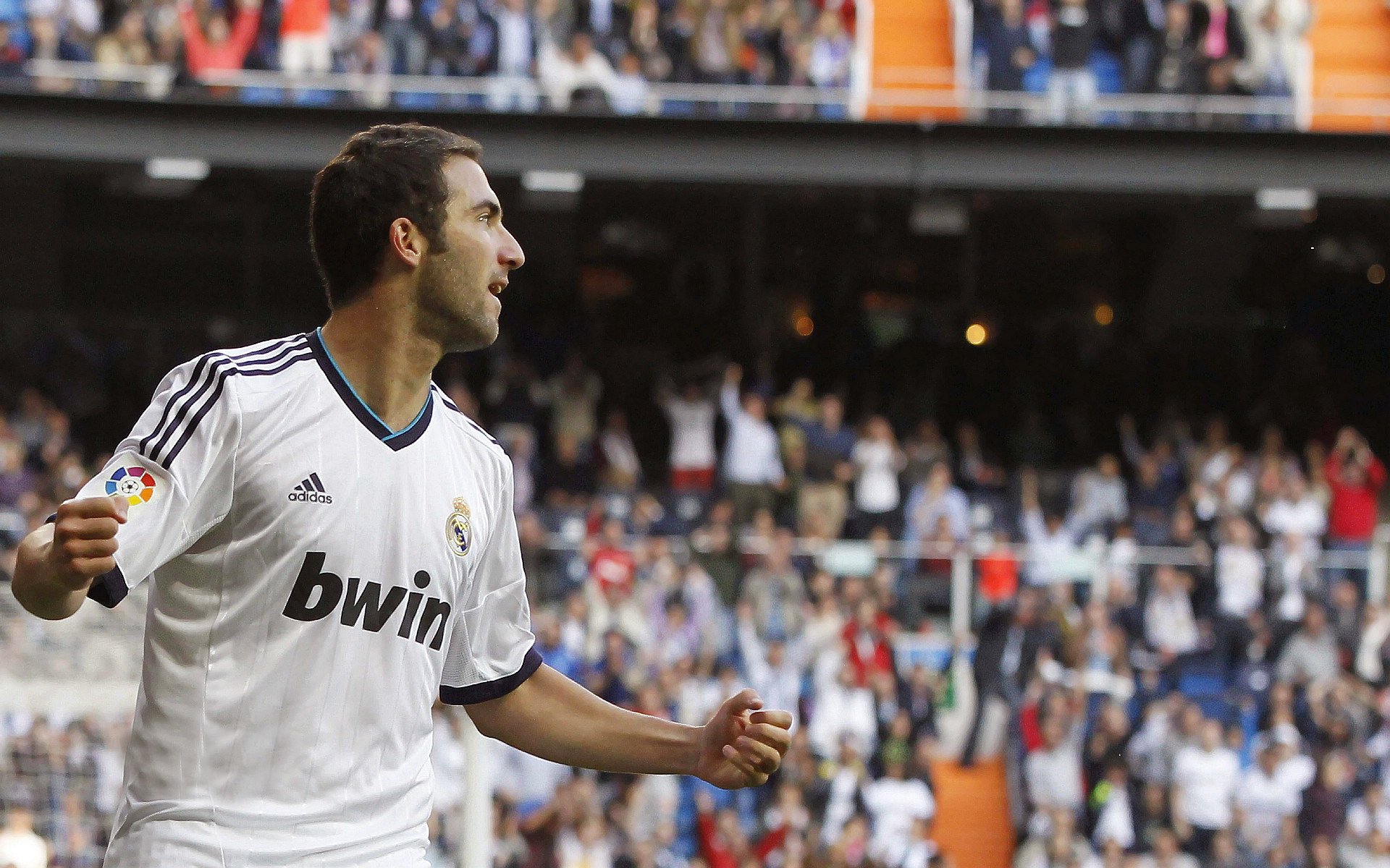 德国男子皮划艇选手诺亚·赫格获得铜牌，奥运男子皮划艇